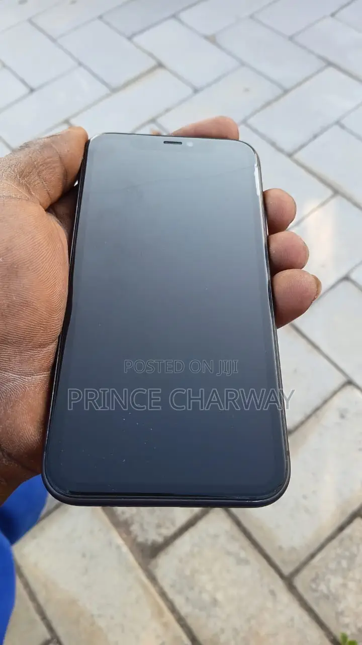 Apple iPhone 11 64 GB Black