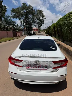 Honda Accord 2019 White