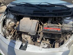 Toyota Belta 2010 Silver