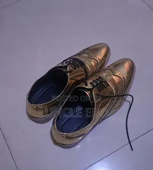 Men's Golden Shoe