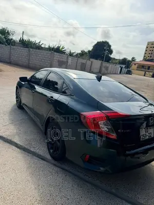 Honda Civic 2017 Green