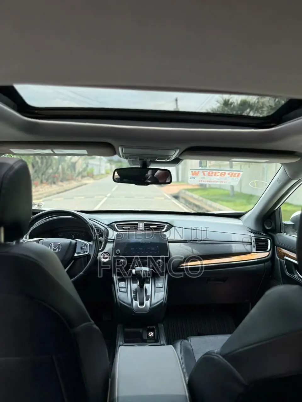 Honda CR-V Touring AWD 2018 White