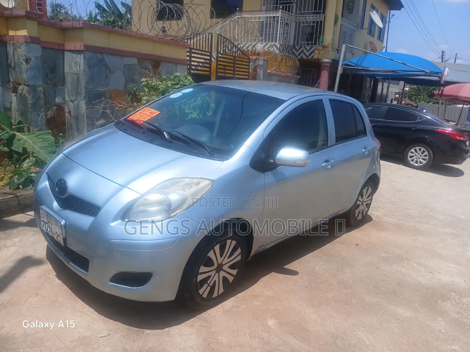 Toyota Vitz 2010 Red