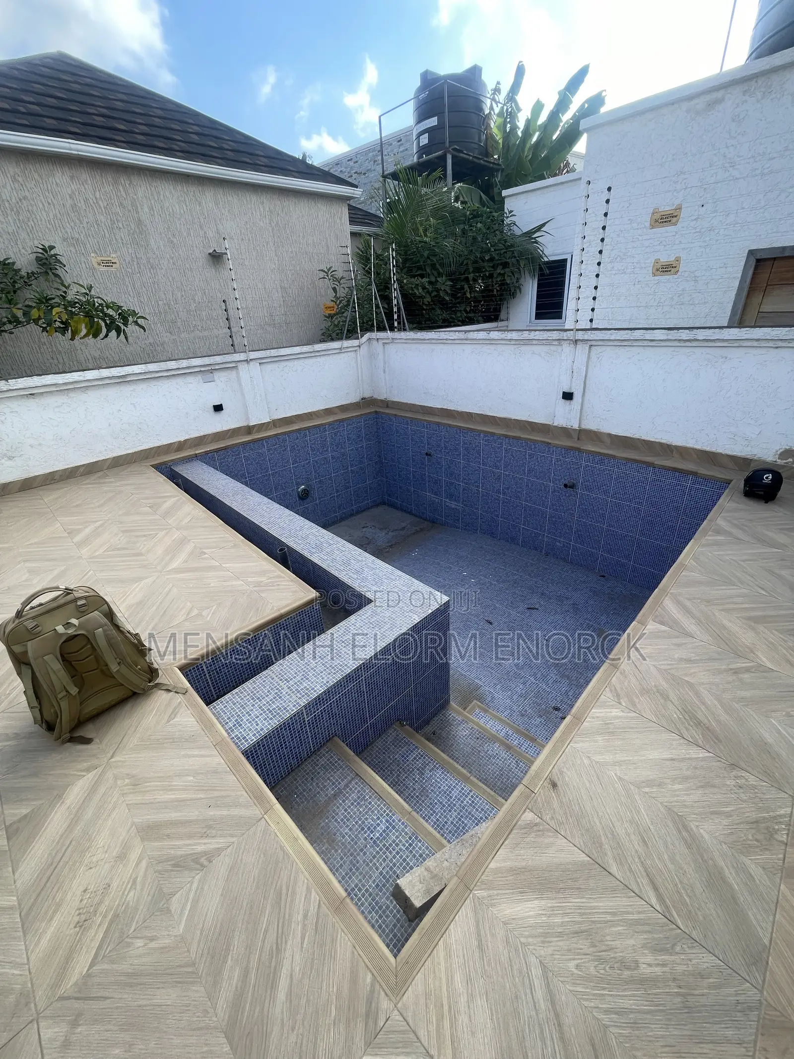 Swimming Pool Service