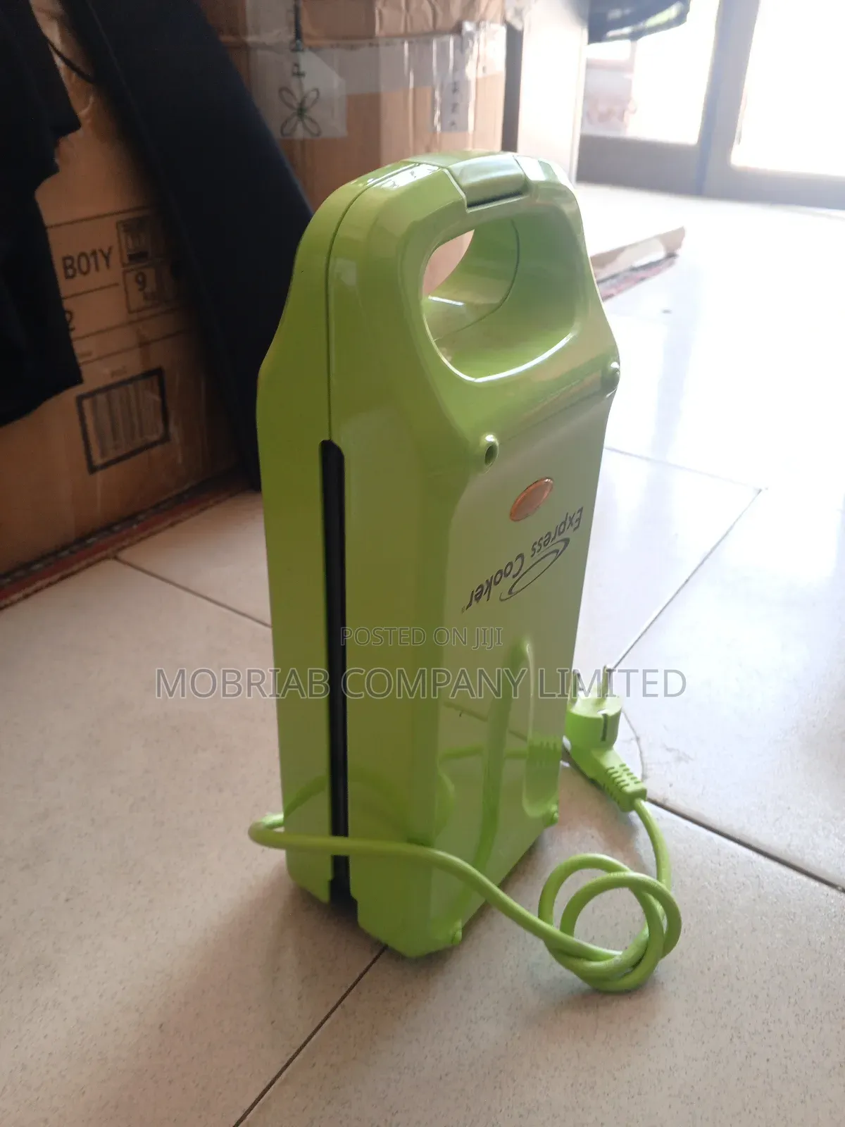 Multipurpose Breakfast Maker and Electric Grill With Recipe Book