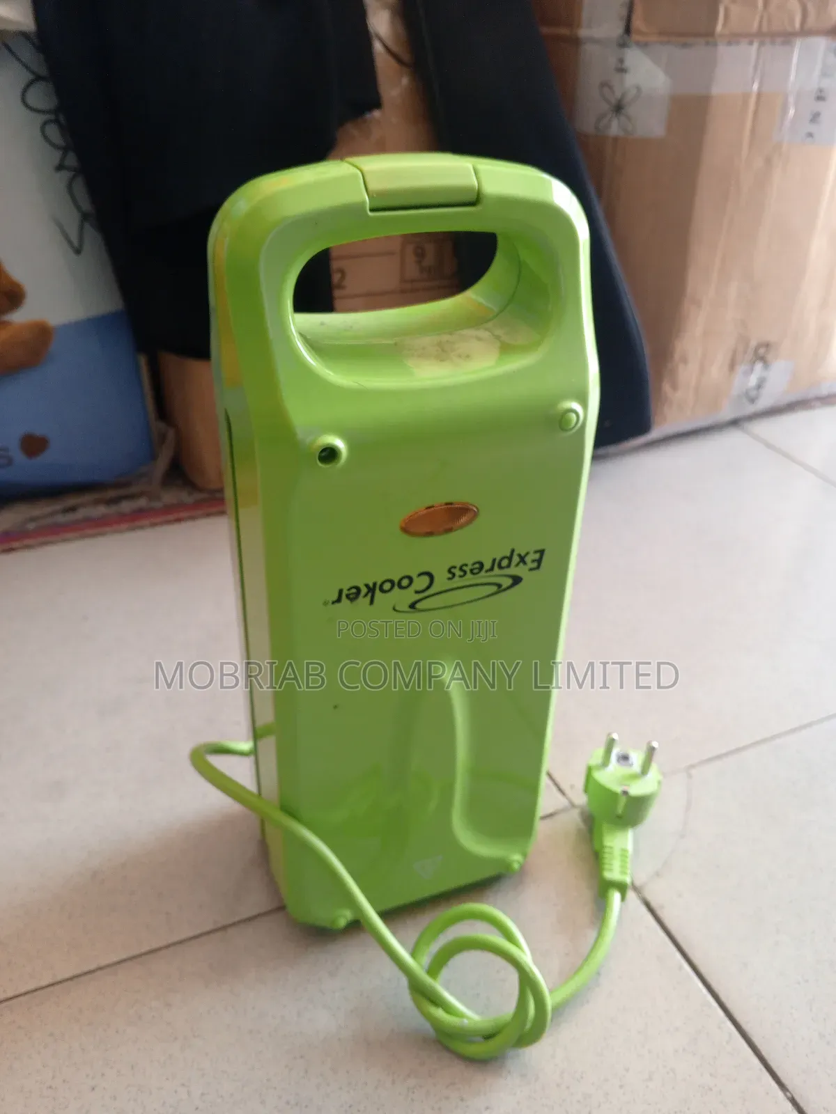 Multipurpose Breakfast Maker and Electric Grill With Recipe Book