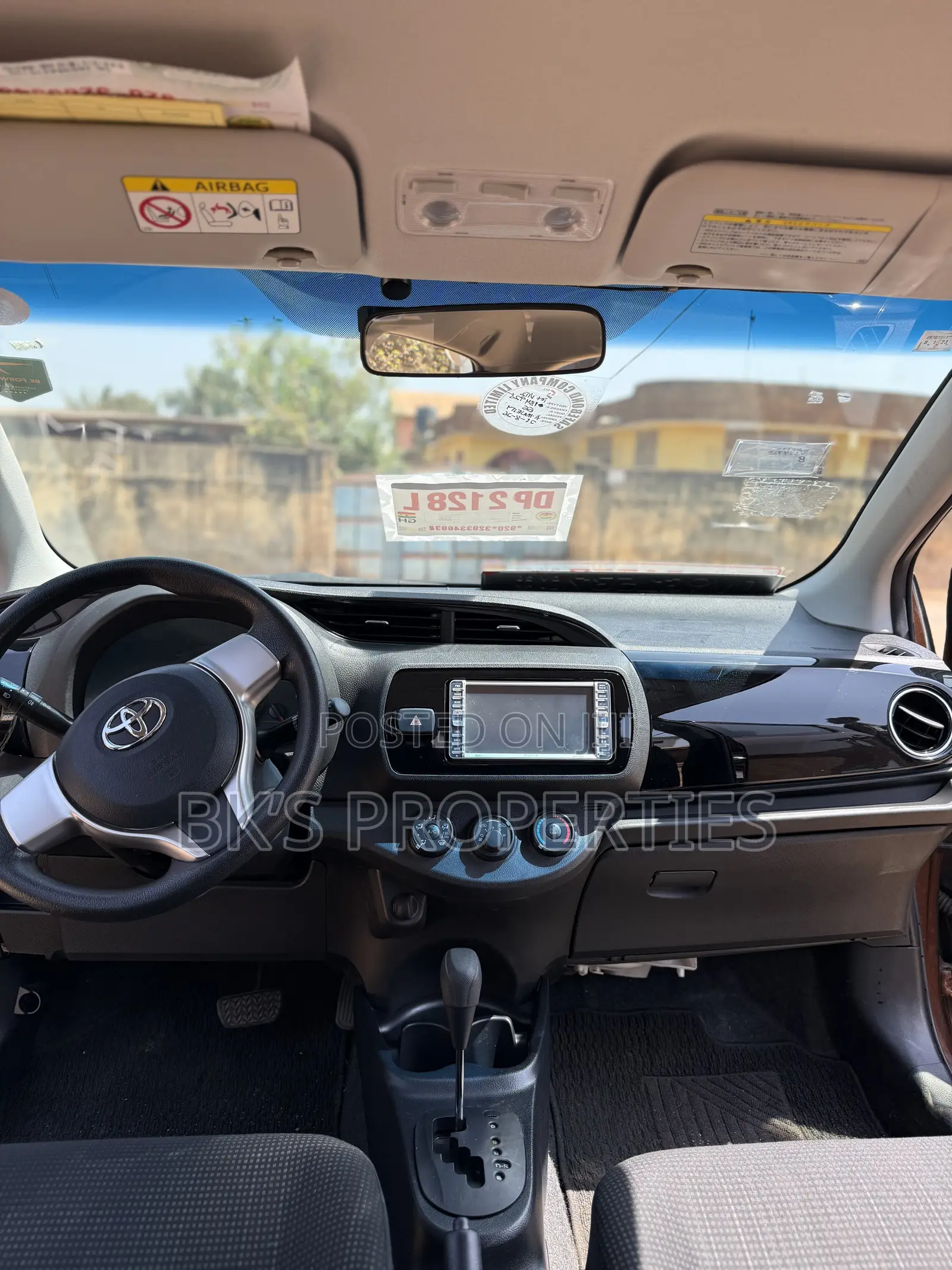 Toyota Vitz 2014 Brown