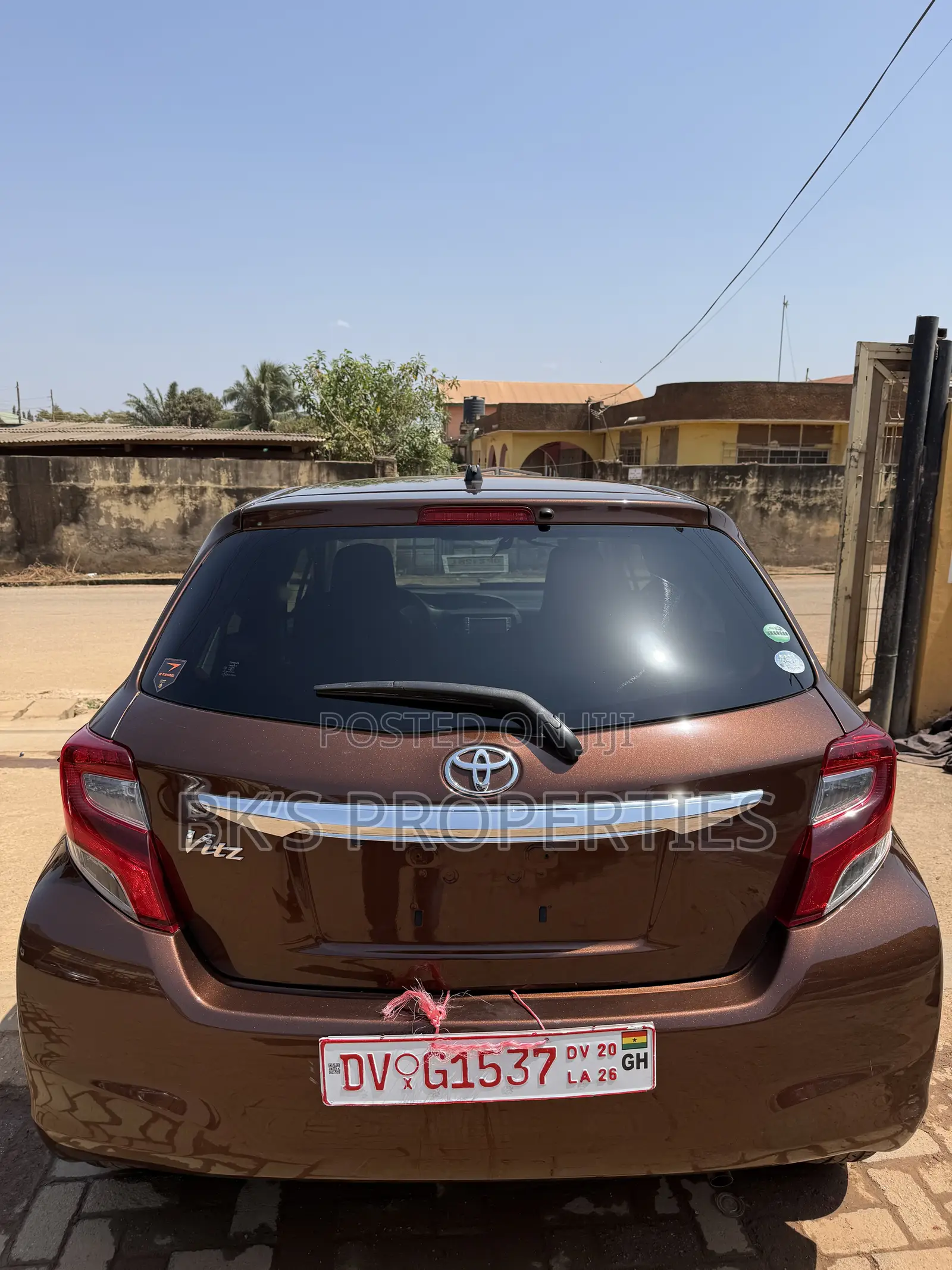 Toyota Vitz 2014 Brown