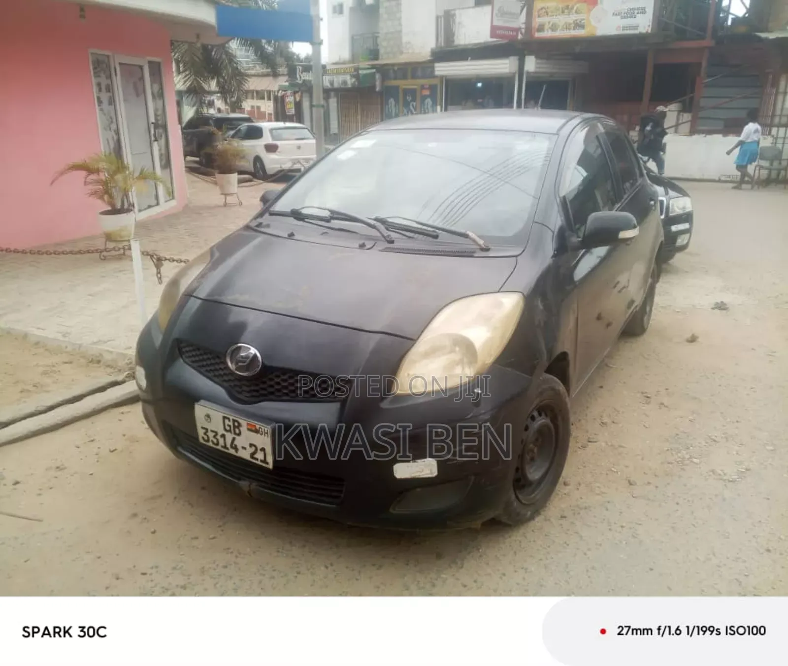 Toyota Vitz 2010 Black
