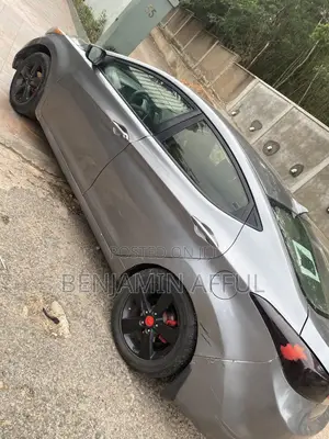 Hyundai Elantra GLS Sedan FWD (1.8L 4cyl 6M) 2013 Gray