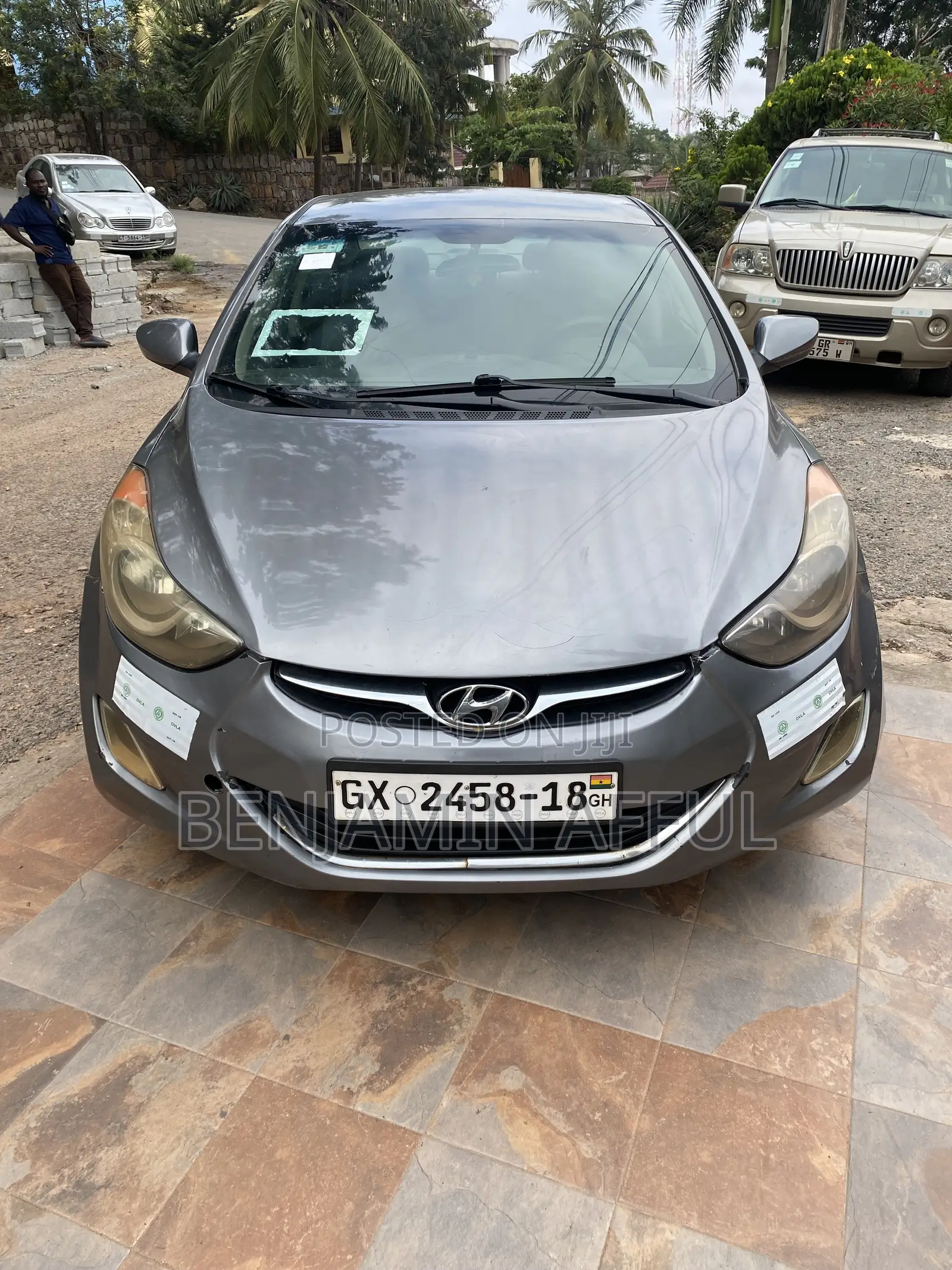 Hyundai Elantra GLS Sedan FWD (1.8L 4cyl 6M) 2013 Gray