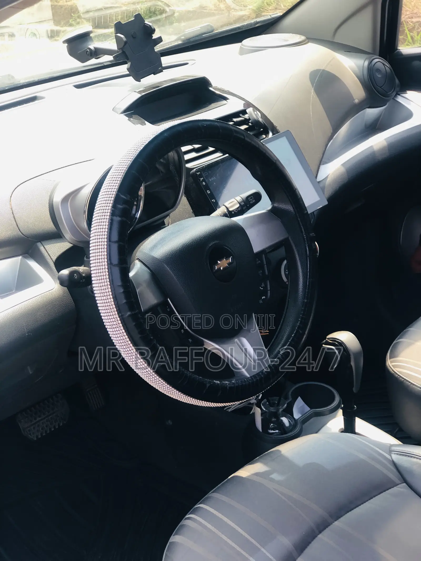 Chevrolet Spark 2LT 2013 White