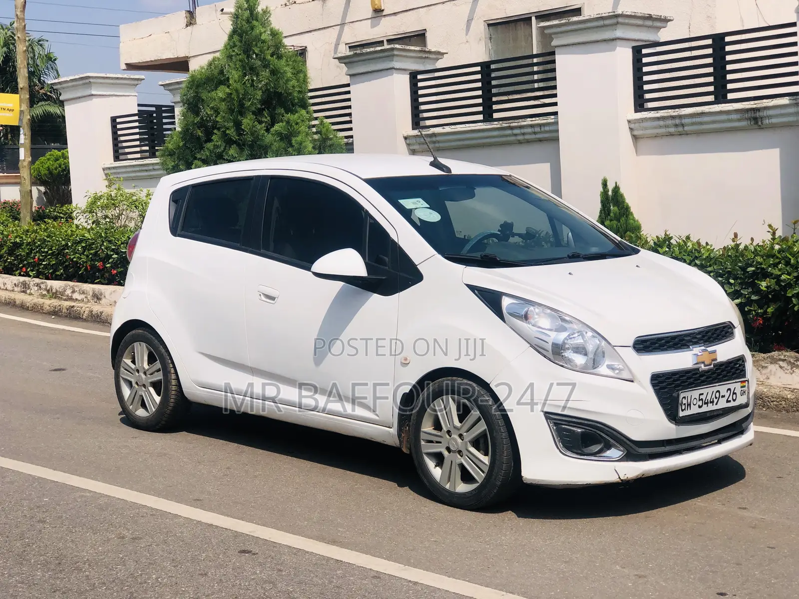 Chevrolet Spark 2LT 2013 White