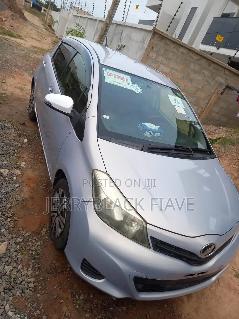 Toyota Vitz 2013