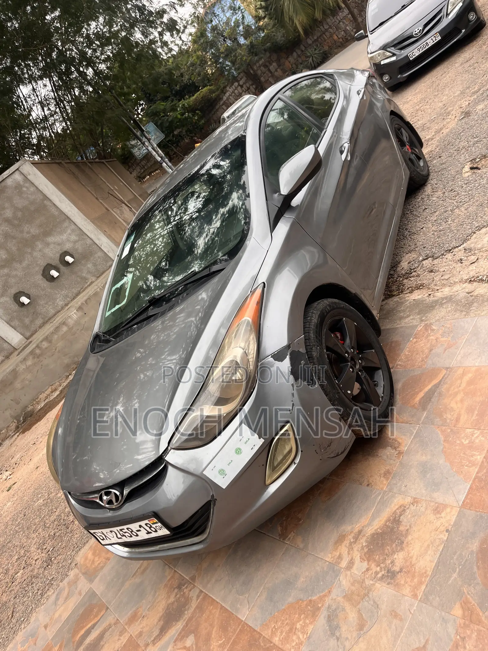 Hyundai Elantra GLS Sedan FWD (1.8L 4cyl 6M) 2013 Gray