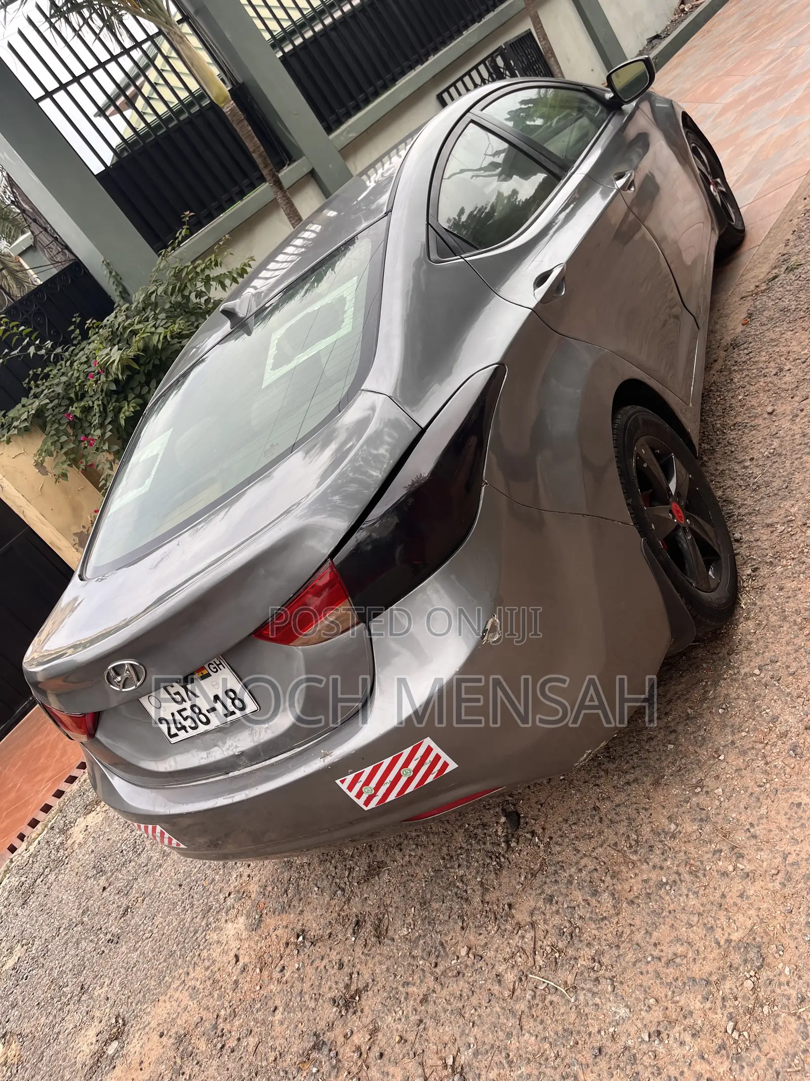 Hyundai Elantra GLS Sedan FWD (1.8L 4cyl 6M) 2013 Gray
