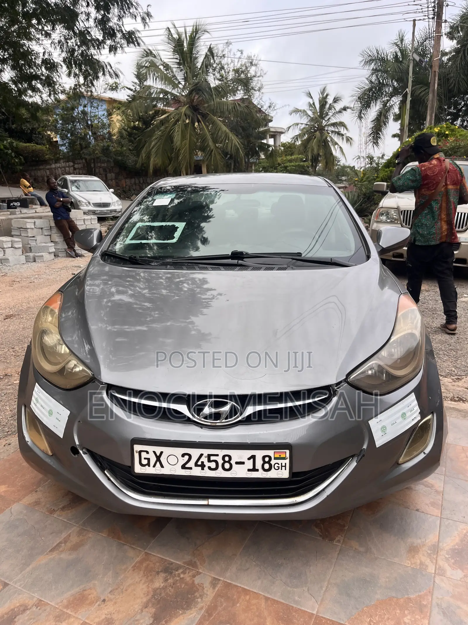 Hyundai Elantra GLS Sedan FWD (1.8L 4cyl 6M) 2013 Gray