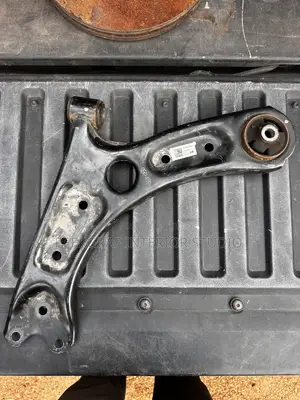 2018-2023 Hyundai Kona Driver Side Lower Arm