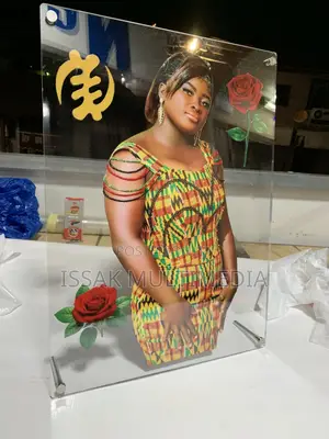 Transparent Picture Frame