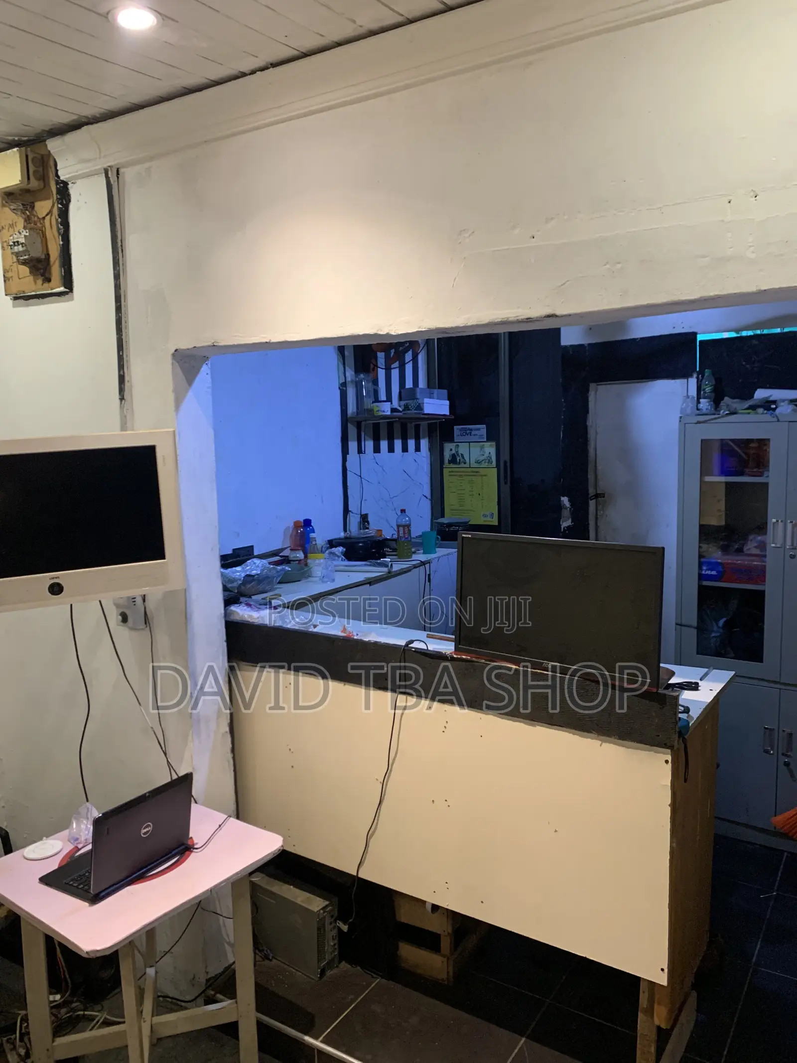 Shop for Rent / Washroom, Meter, Billboard, Fans, Light, Available