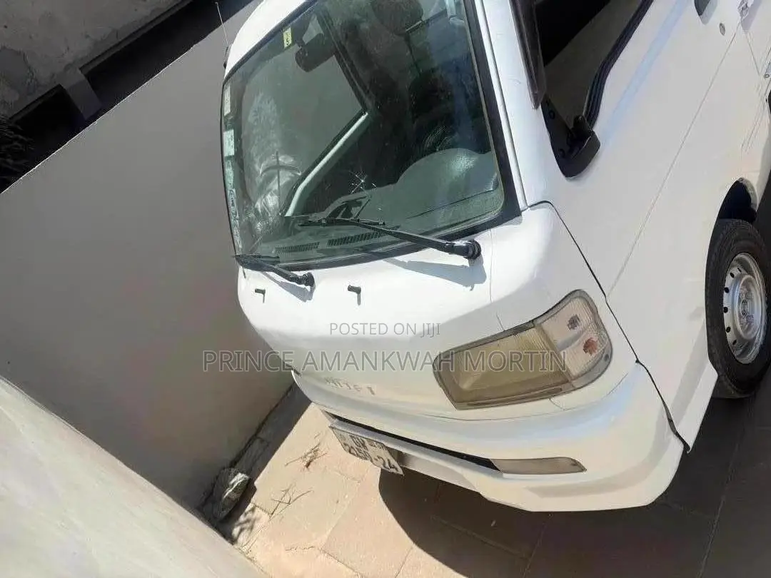Daihatsu Atrai 2012 White