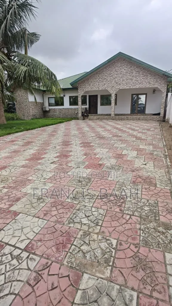4bdrm House in Shining Star Real, Accra Metropolitan for sale