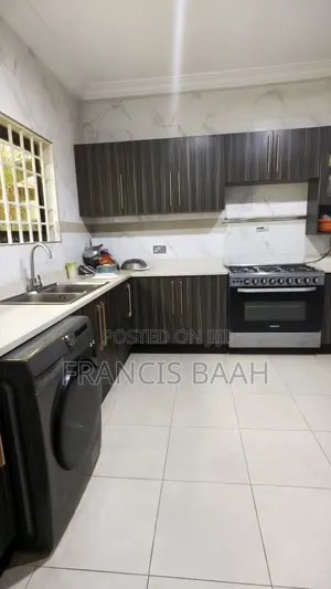 4bdrm House in Shining Star Real, Accra Metropolitan for sale
