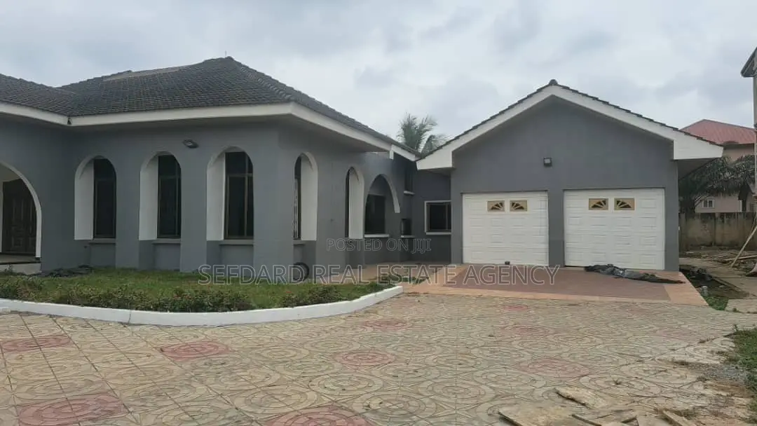 5bdrm House in Sefdard Properties, Kwabenya for rent