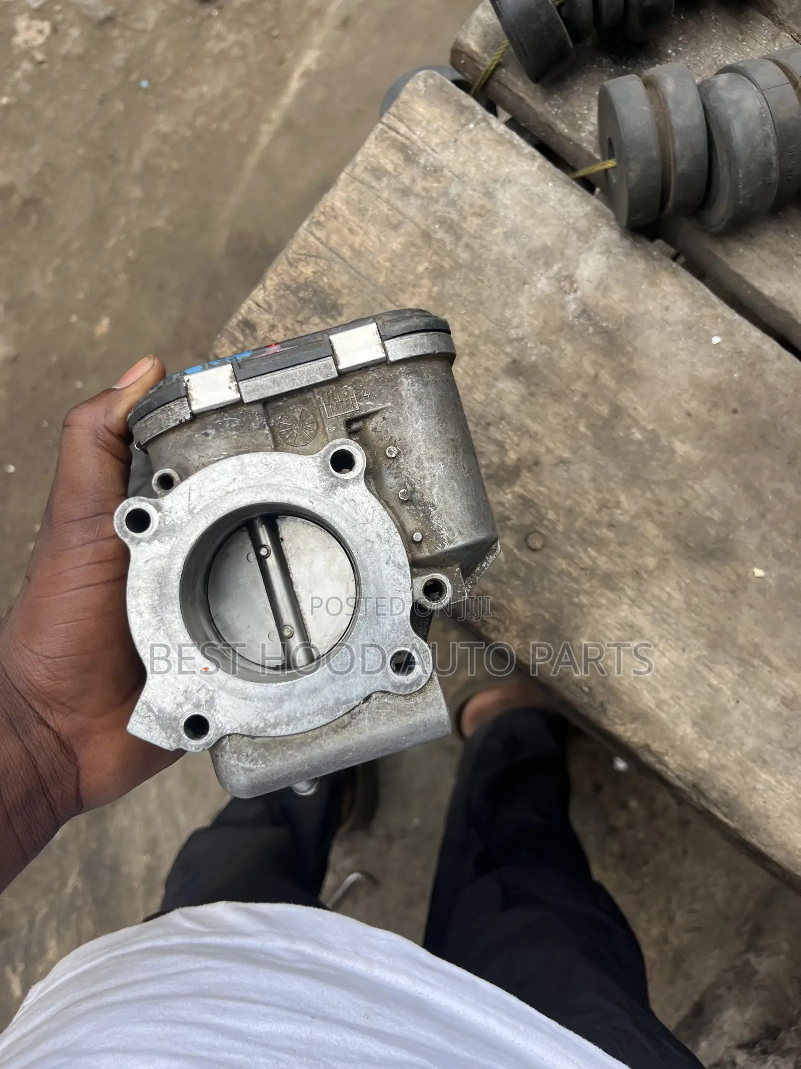 Hyundai Accent 2011- 2013 Throttle