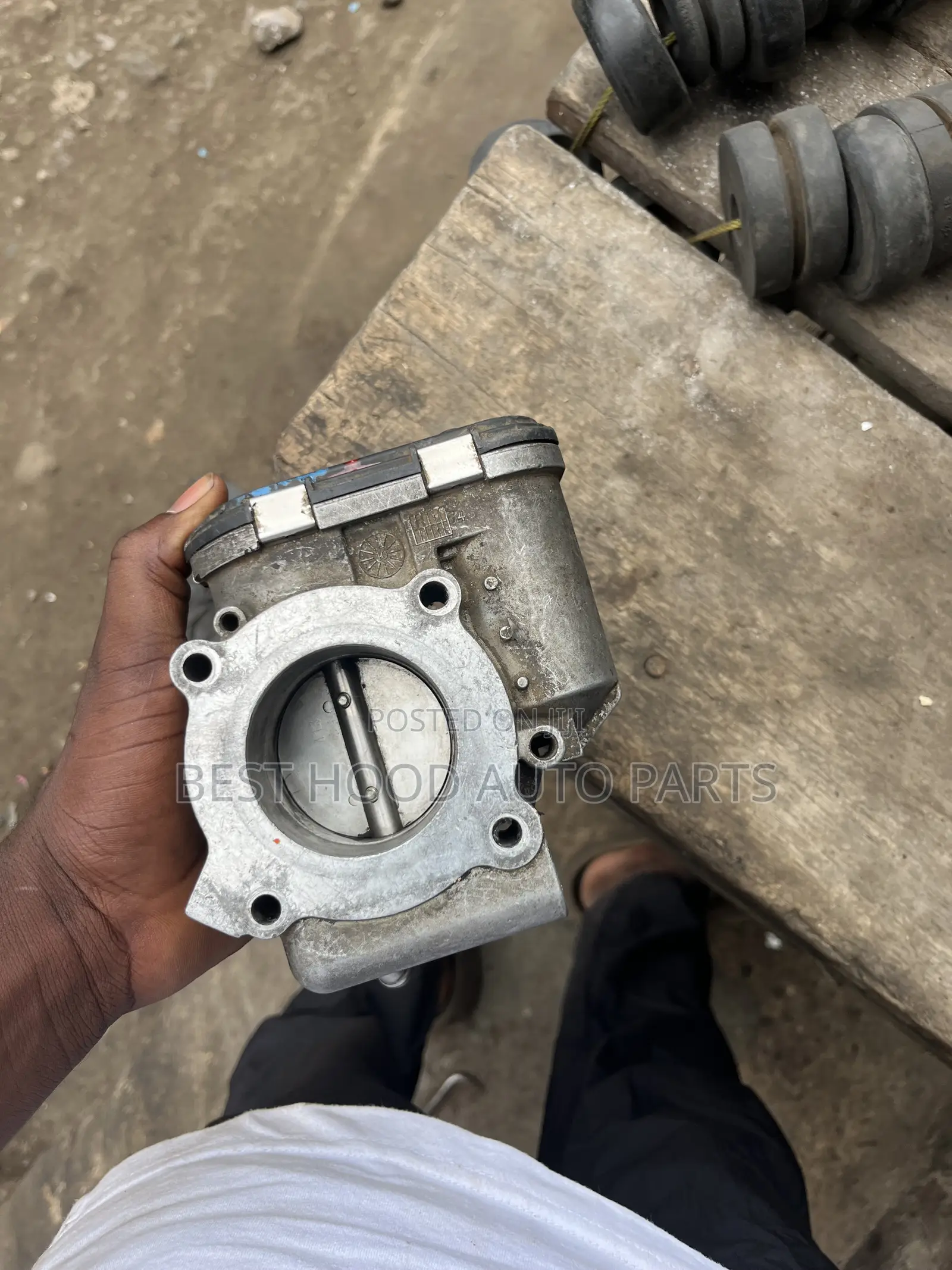 Hyundai Accent 2011- 2013 Throttle