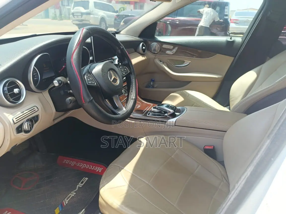Mercedes-Benz C300 2017 White