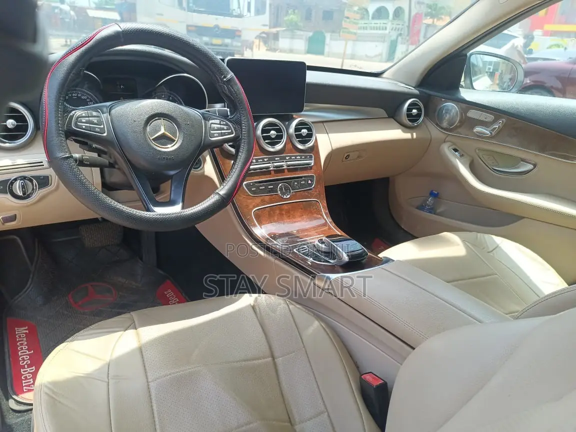 Mercedes-Benz C300 2017 White