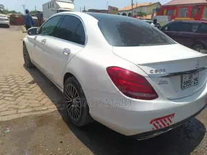 Mercedes-Benz C300 2017 White