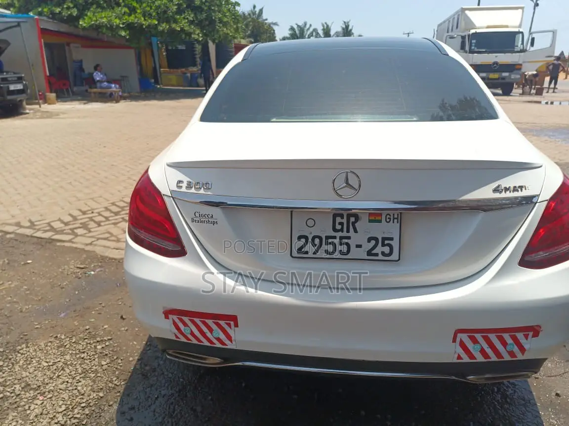 Mercedes-Benz C300 2017 White