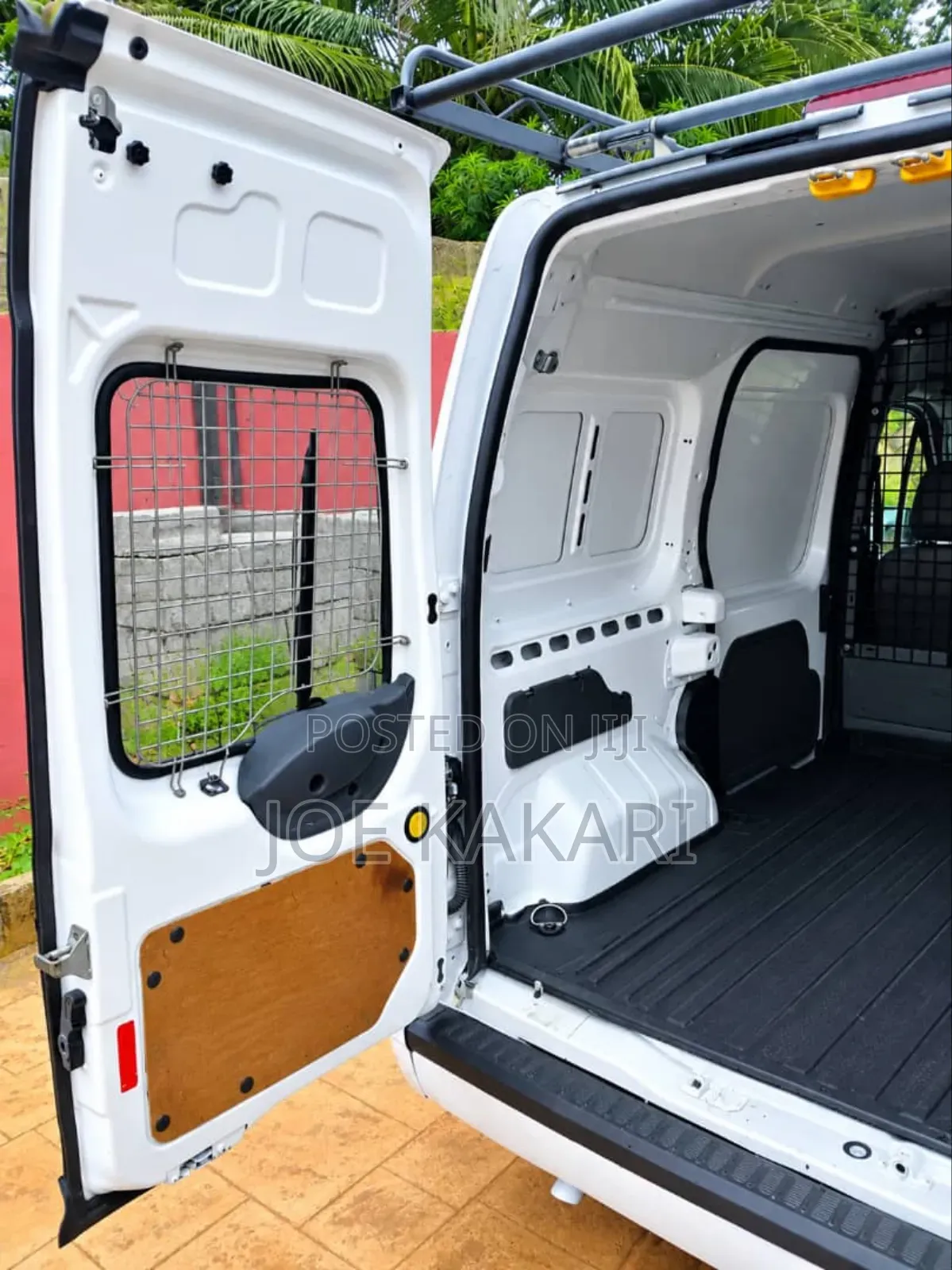 Ford Transit 2012 White