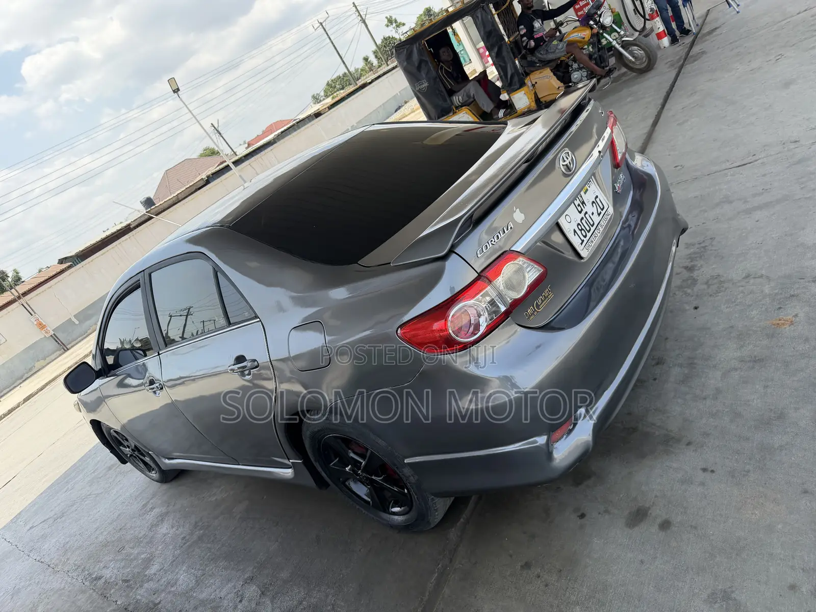 Toyota Corolla 2012 Gray