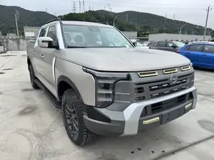 New Nissan Z9 2025 Gold