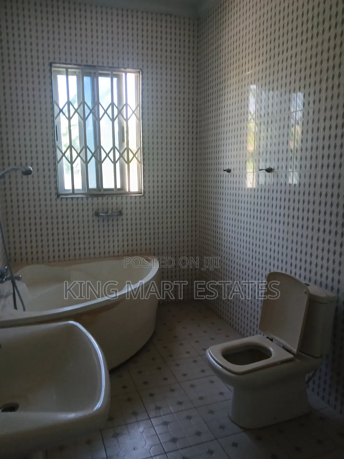 1bdrm Apartment in Apiadu, Near Knust, Kumasi Metropolitan for rent