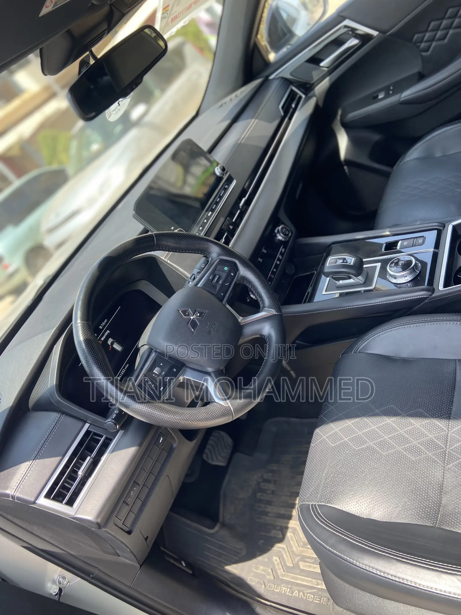 Mitsubishi Outlander SEL 2024 Gray