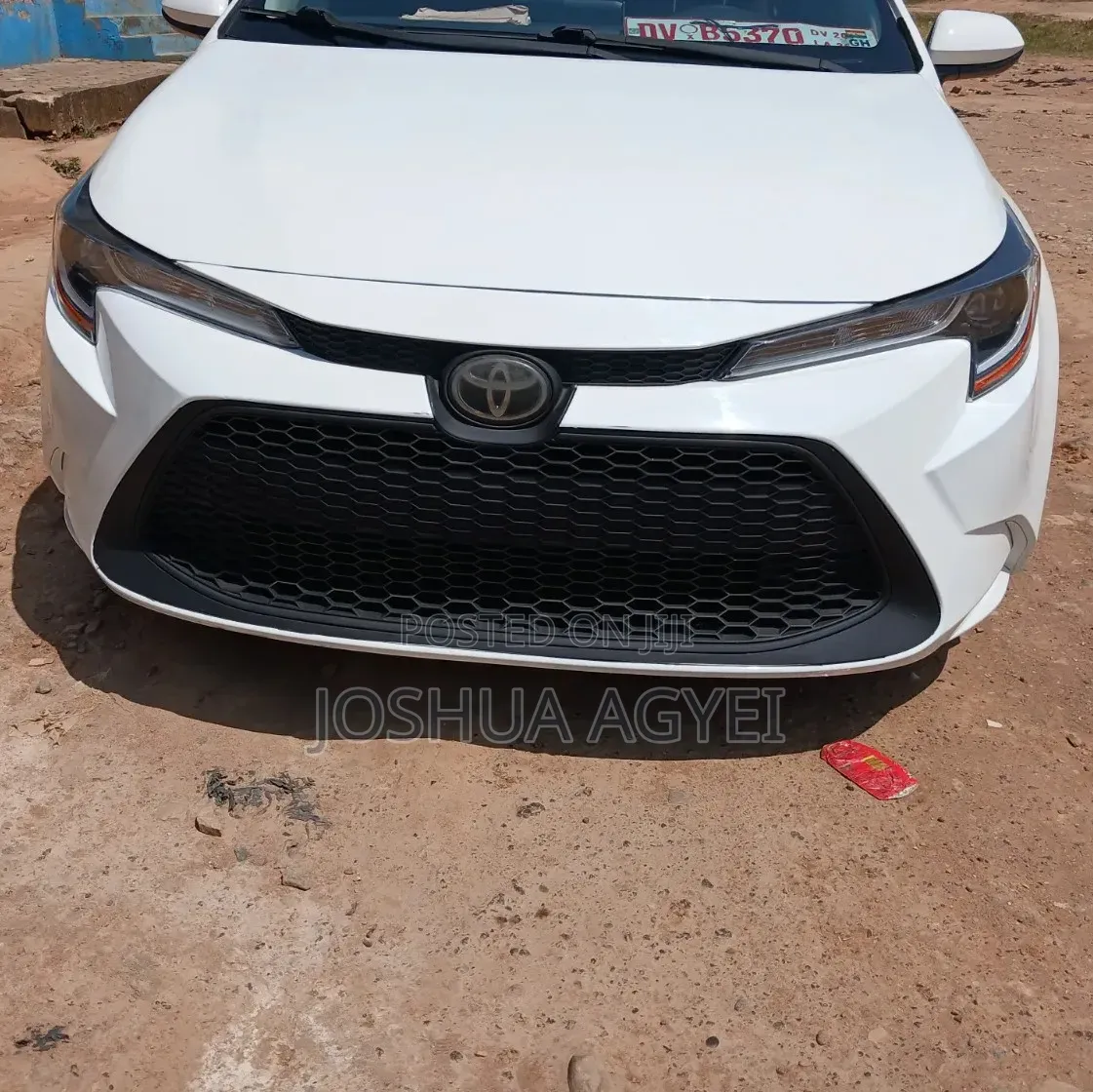 Toyota Corolla LE 2021 White