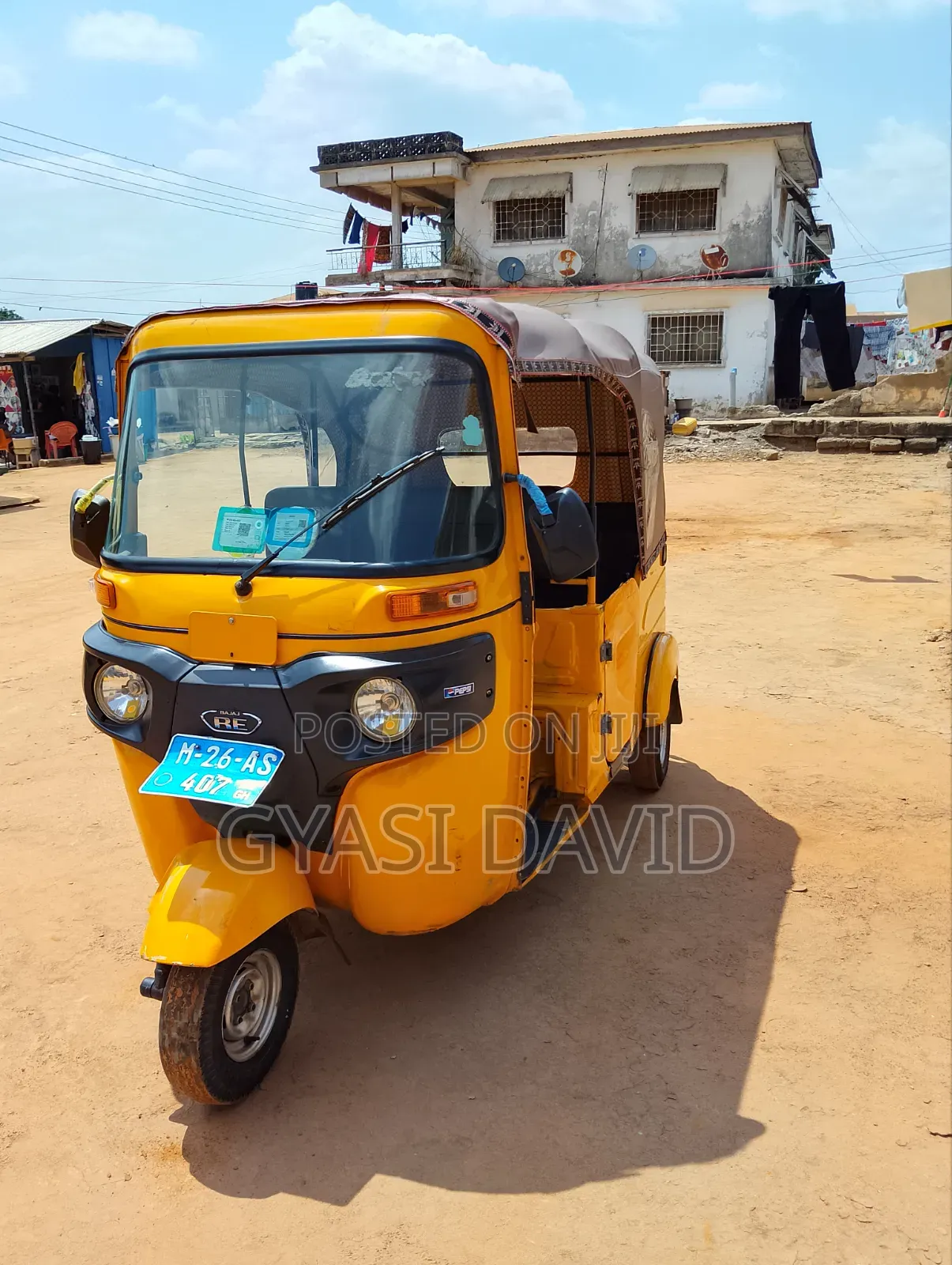 Bajaj RE 2026 Yellow