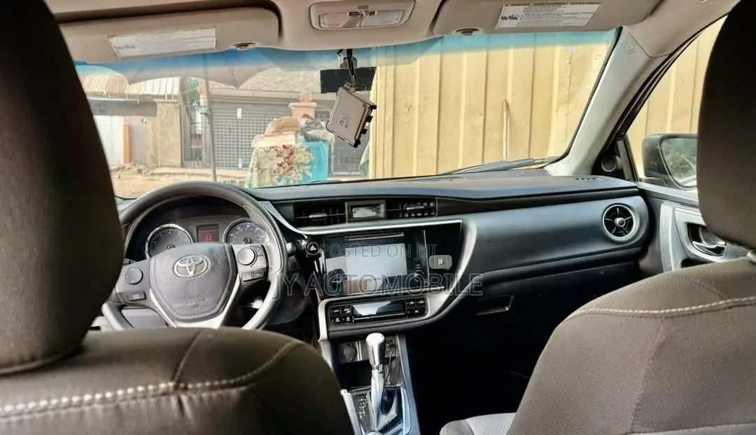 Toyota Corolla 2018