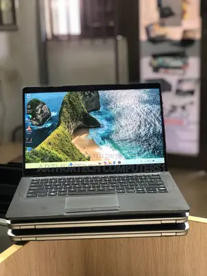 Laptop Dell Latitude 5300 2-in-1 8GB Intel Core i5 SSD 256GB
