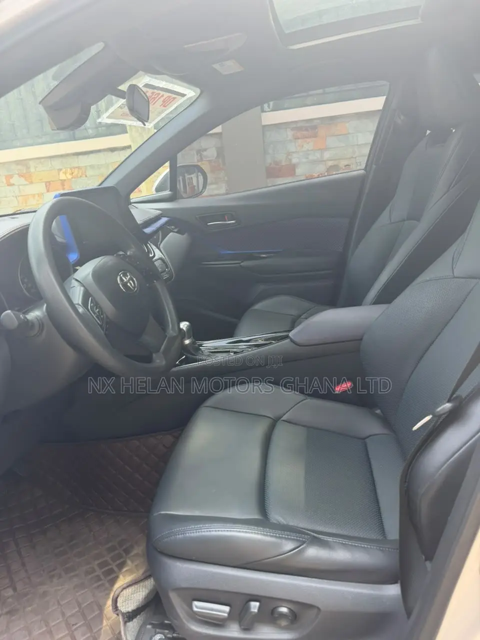Toyota C-HR 2020 Gold