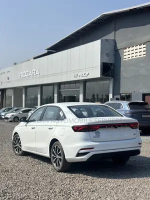 Geely Emgrand Flagship 2024 White
