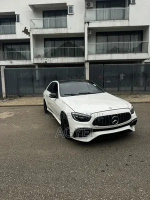 Mercedes-Benz E450 2022 White
