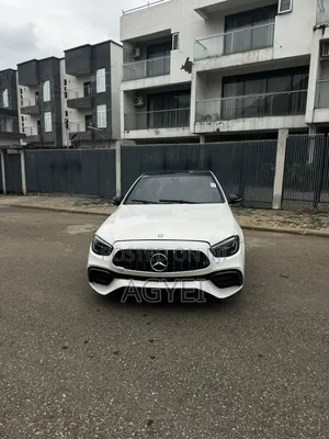 Mercedes-Benz E450 2022 White
