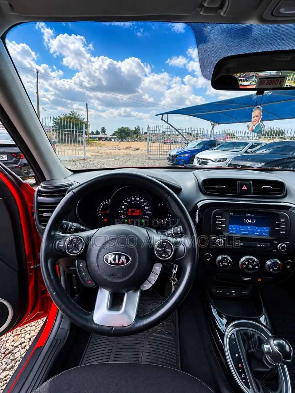 Kia Soul Base Hatchback 2017 Red