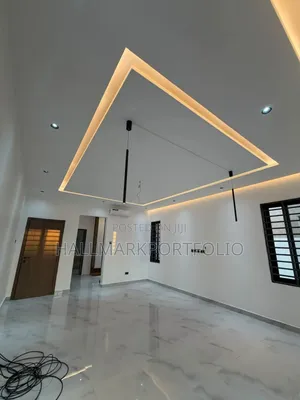 4bdrm House in Lake Side Estate for sale