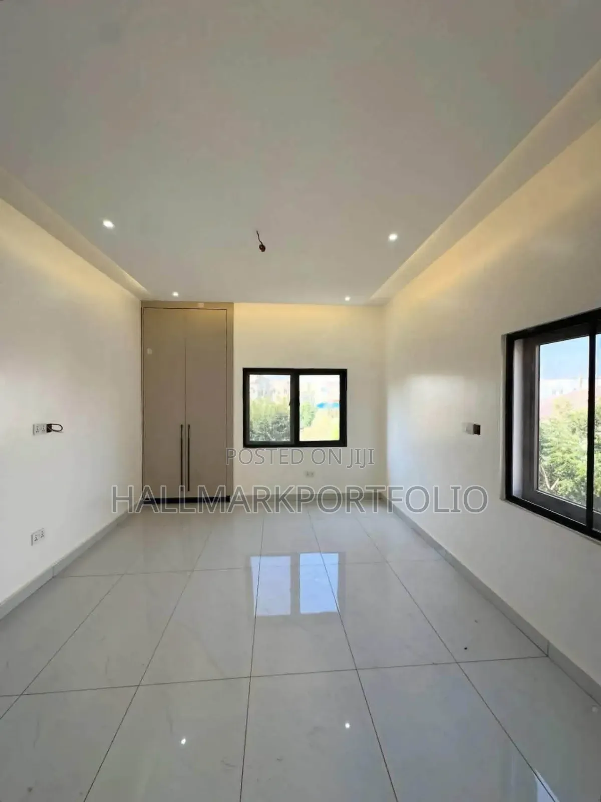 4bdrm House in Lake Side Estate for sale